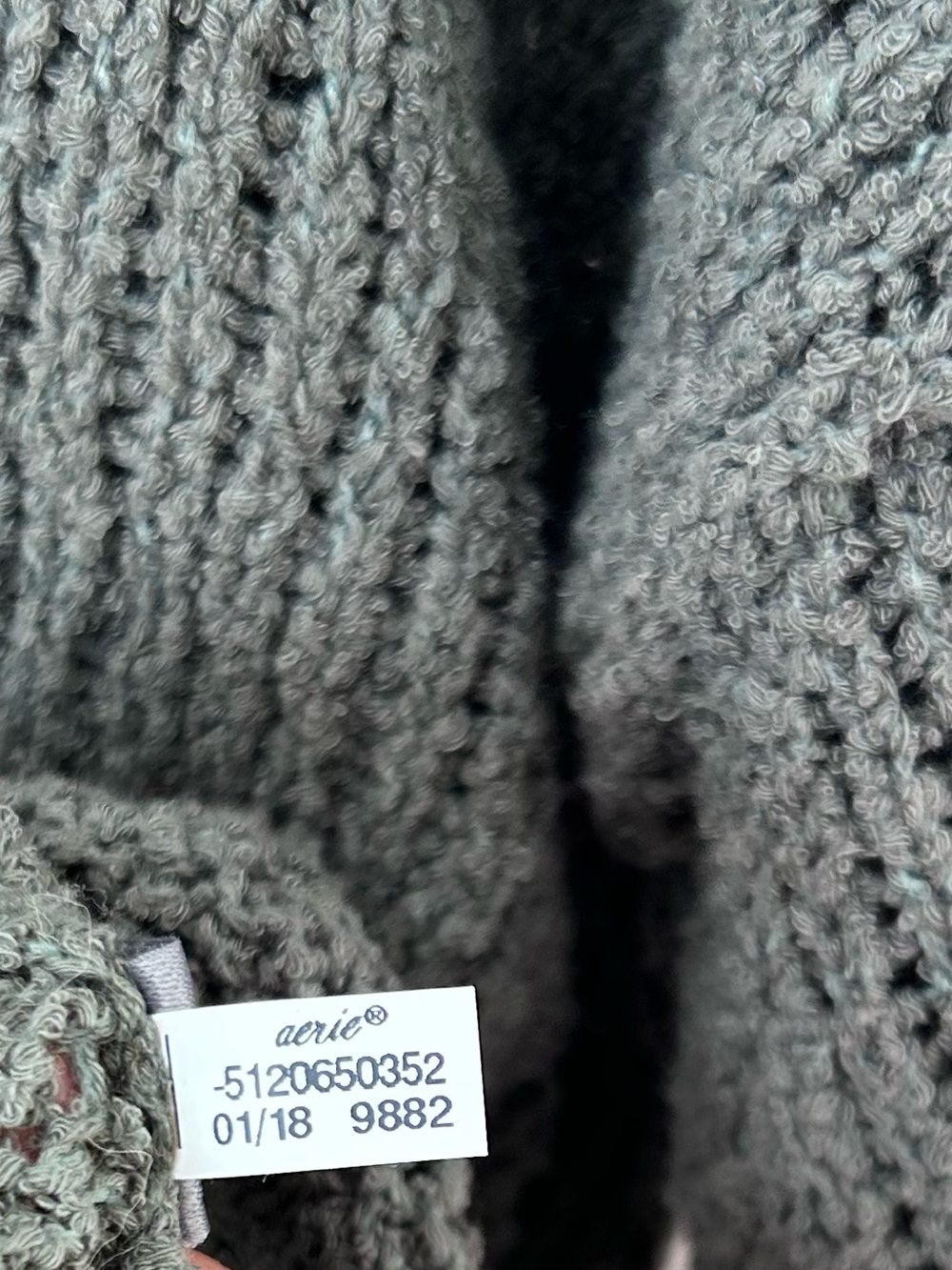Aerie Sage Green Textured Open Knit Sweater Size Large 26x21 - Picture 6 of 7